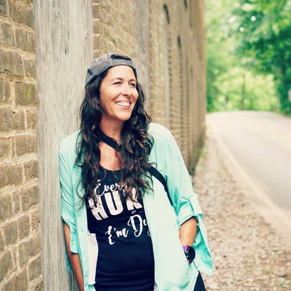 Meet your Posher, Teresa - Picture 1 of 1